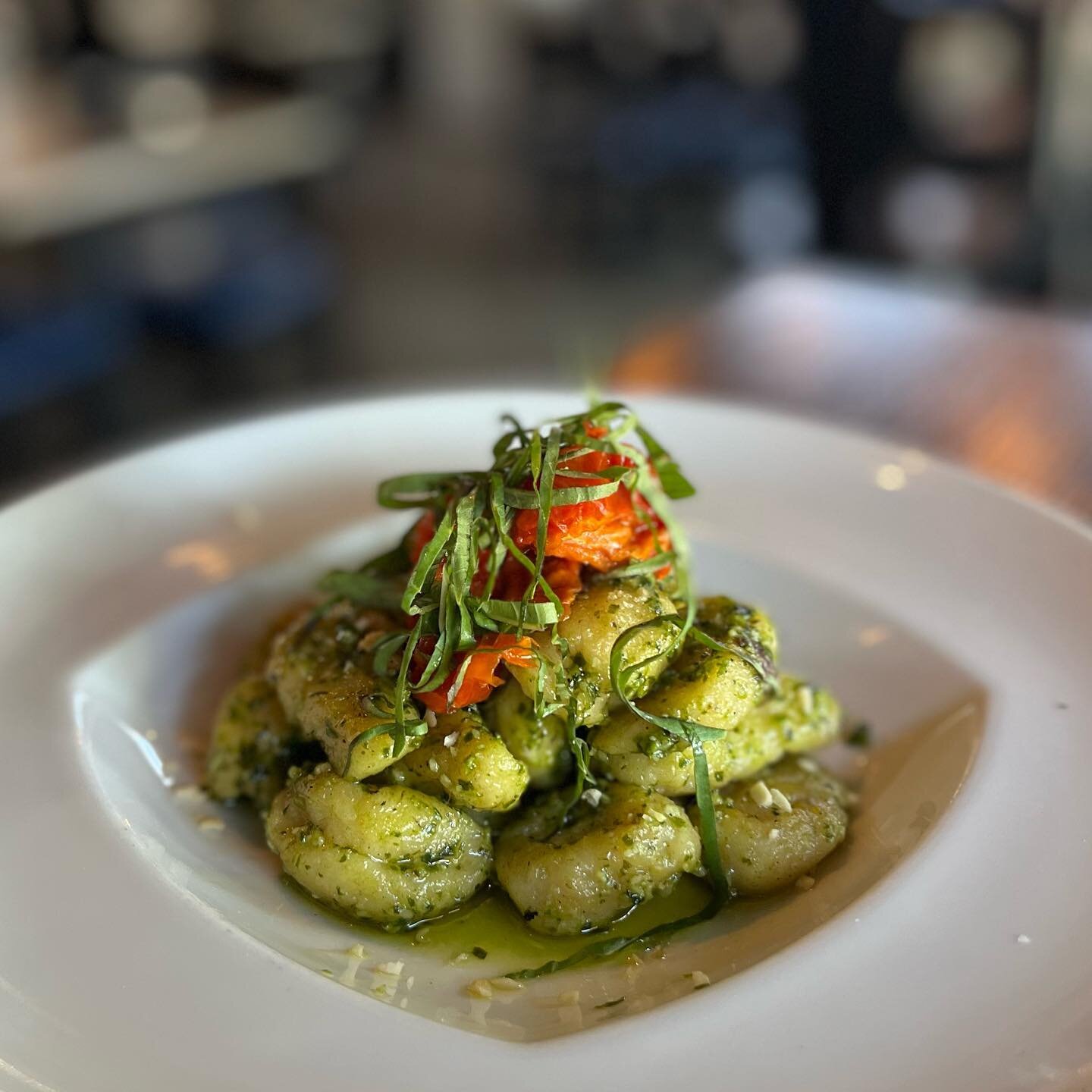 🚨This weekends special: Lemon 🍋 Pesto 🌱 Gnocchi 🍝 
.
.
.
.
.
#timowinebar #restaurant #phoenix #gnocchi #phxrestaurants #az #azfoodie